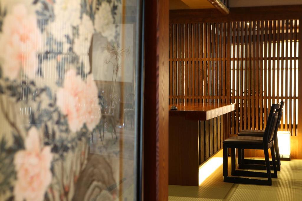 Keikoku-No-Yu Hotel Yamanouchi  Exterior photo